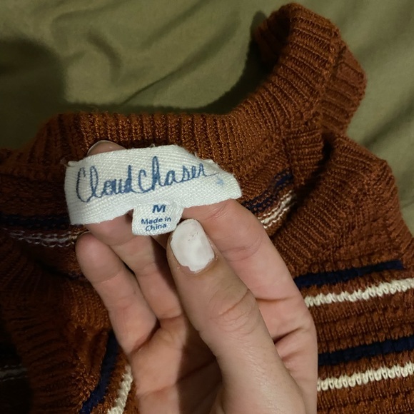 brown striped fancy tank - Picture 2 of 2